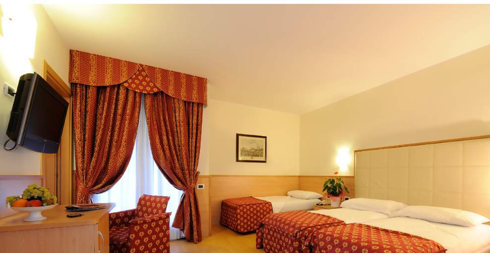 Club Hotel E Residence La Vela Torbole Sul Garda Exteriér fotografie